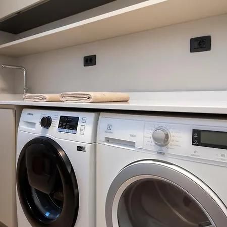 4r Royal Rojnic 아파트