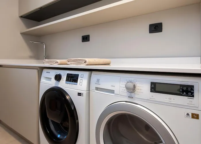 4r Royal Rojnic 아파트